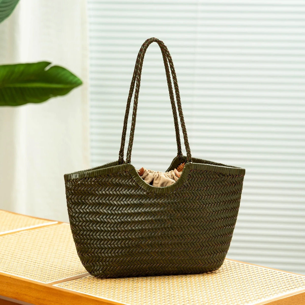 Valentina Matera Large tote in Yucca