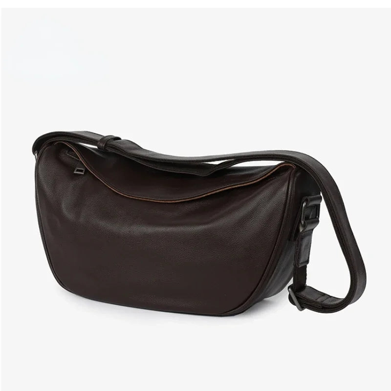 Valentina Zona saddle bag in Coffee, detail