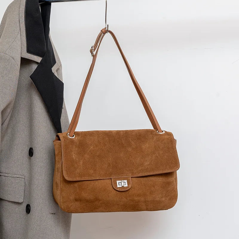 Valentina Brio Small tote in Caramel