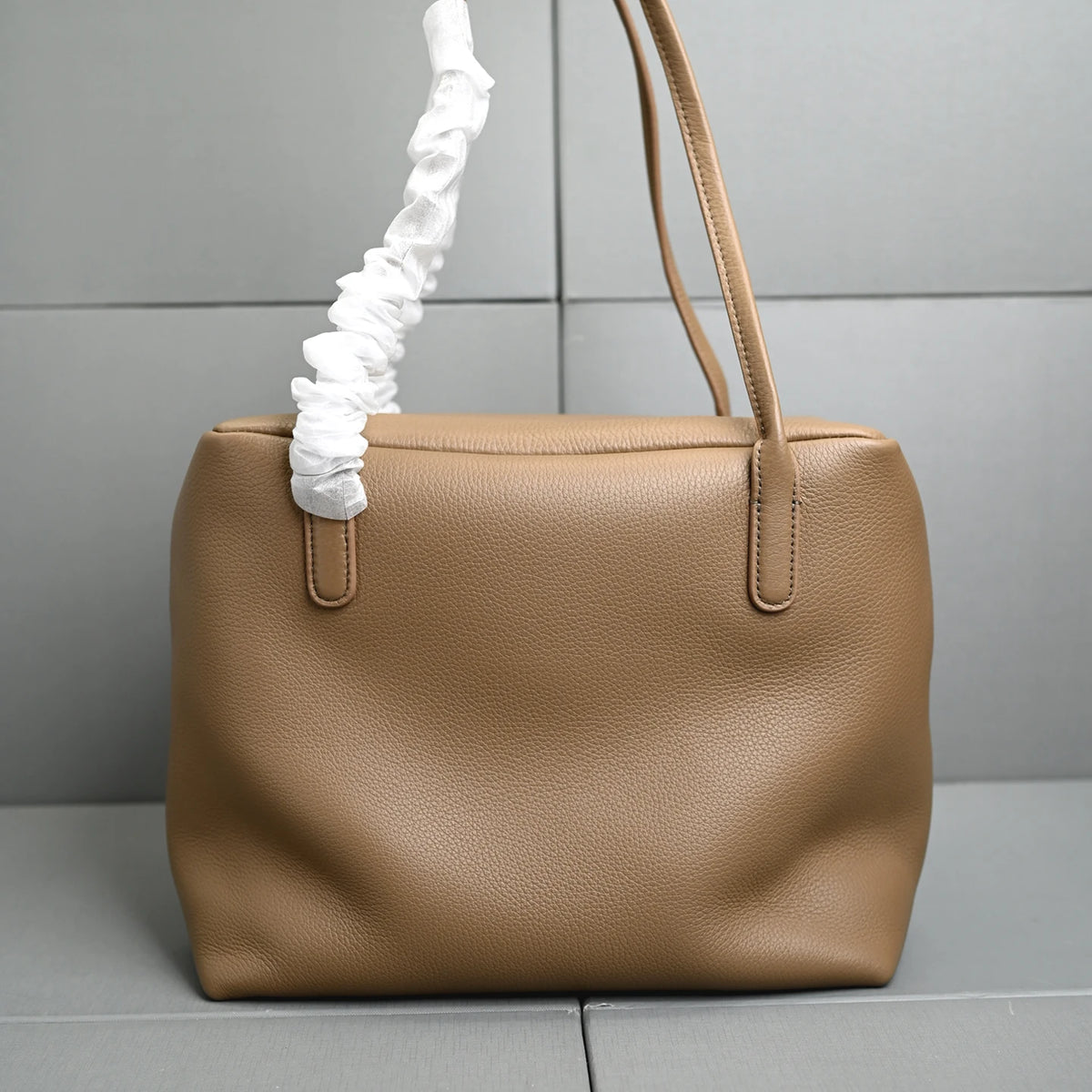 Valentina Pavia bowling bag in Khaki