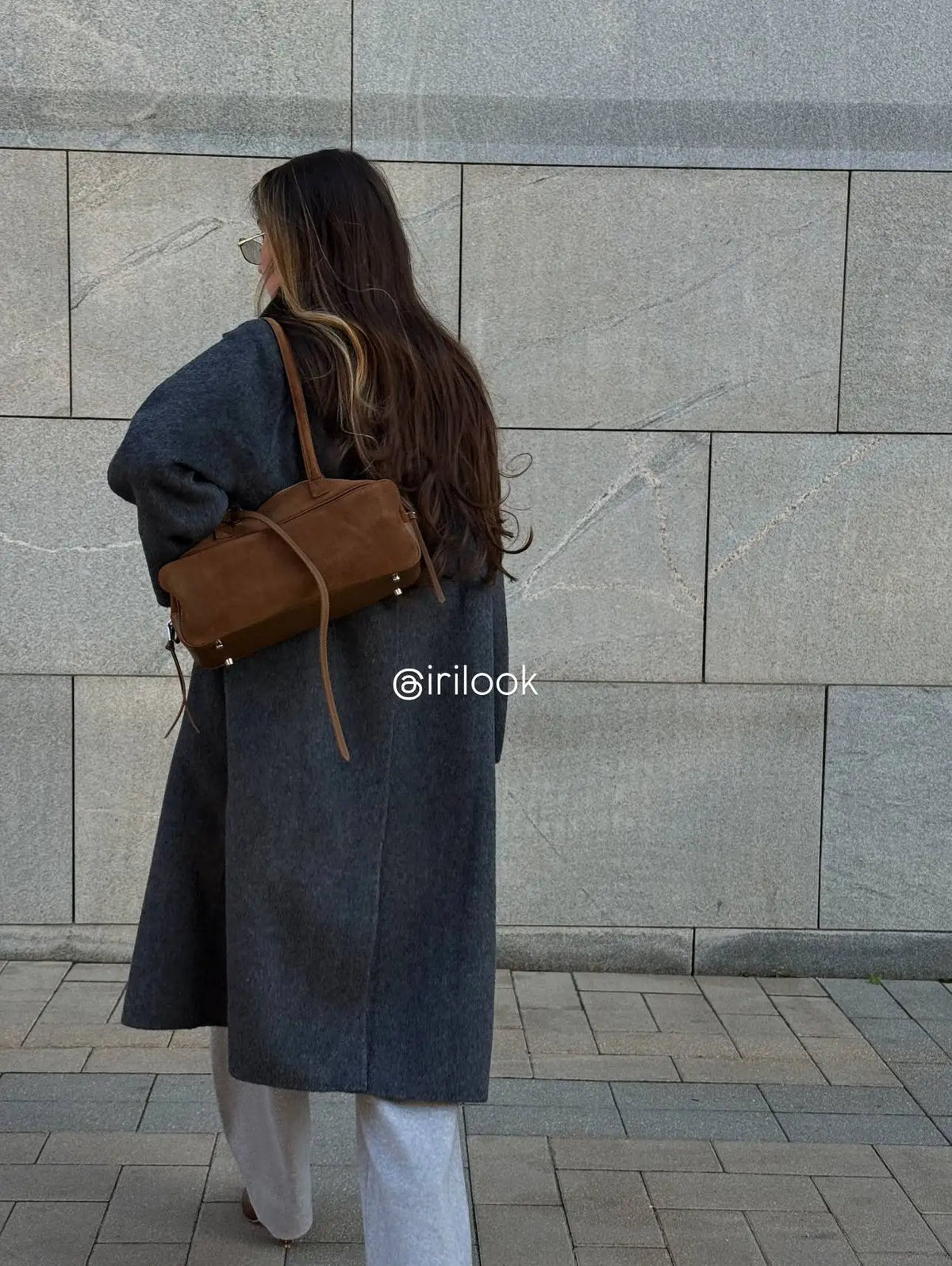 Valentina Linea east west suede shoulder bag