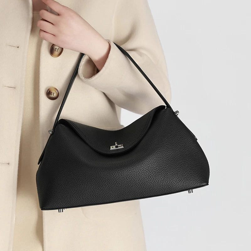 Valentina Como top-handle bag in Sky Blue, detail