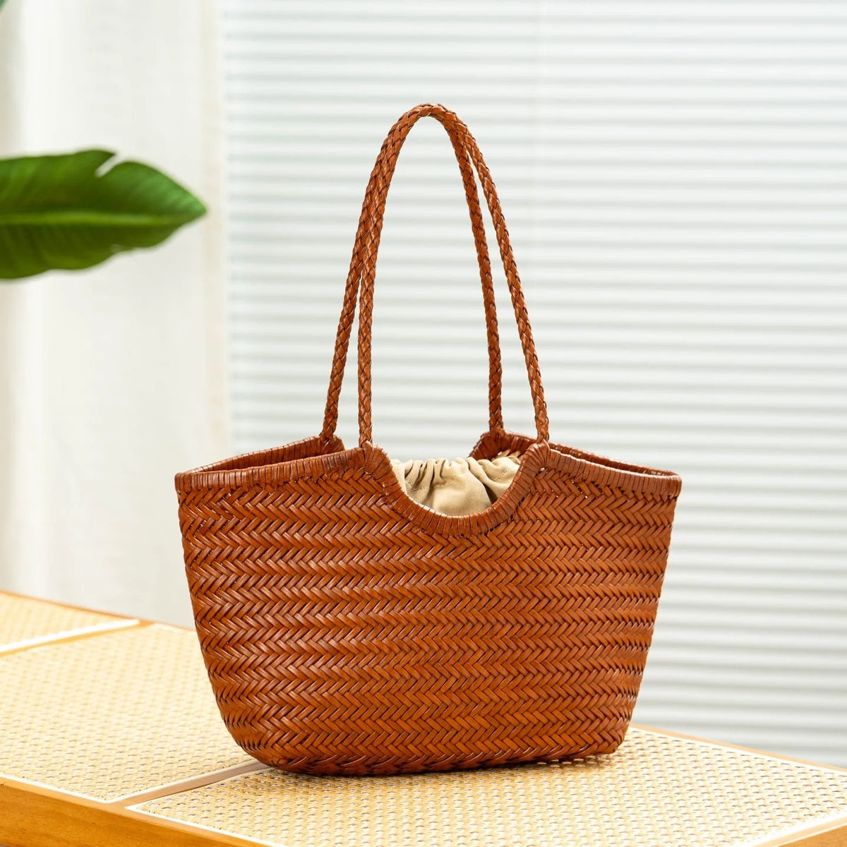 Valentina Matera Large tote in Chestnut