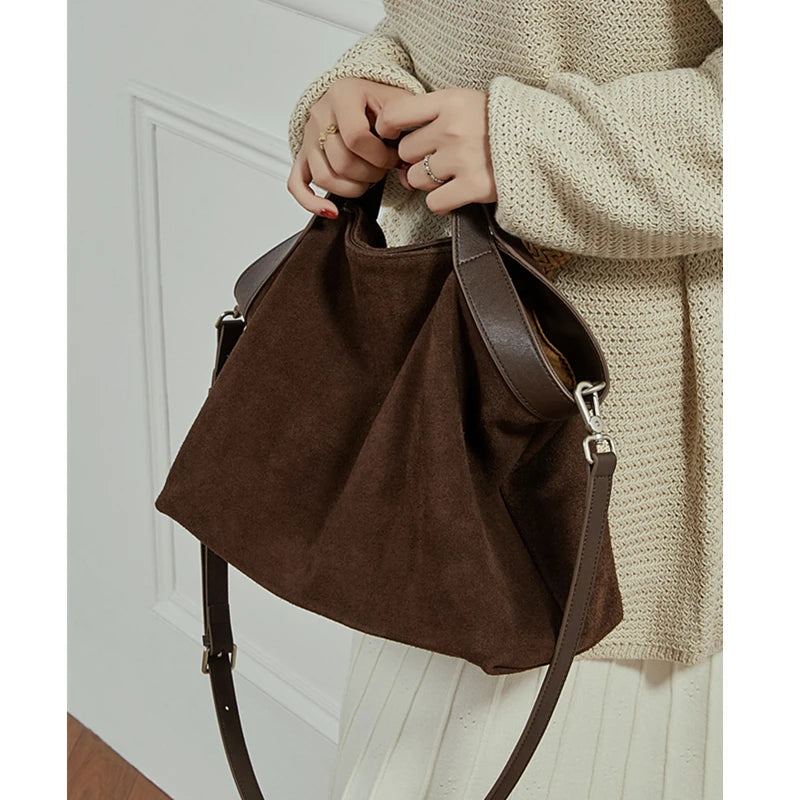 Valentina Trento hobo in Brown, detail