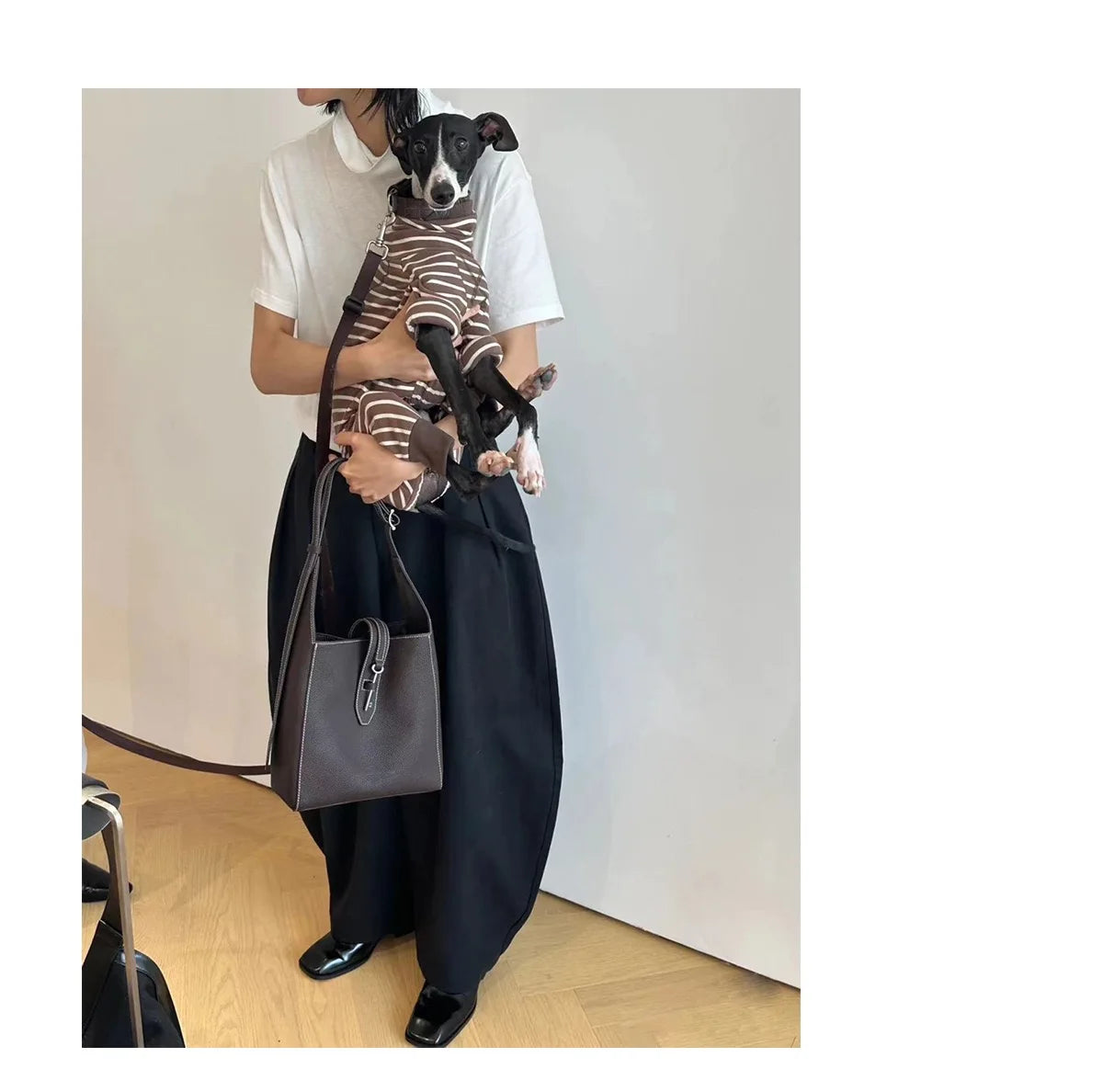 Valentina Amalfi hobo in Black, side view