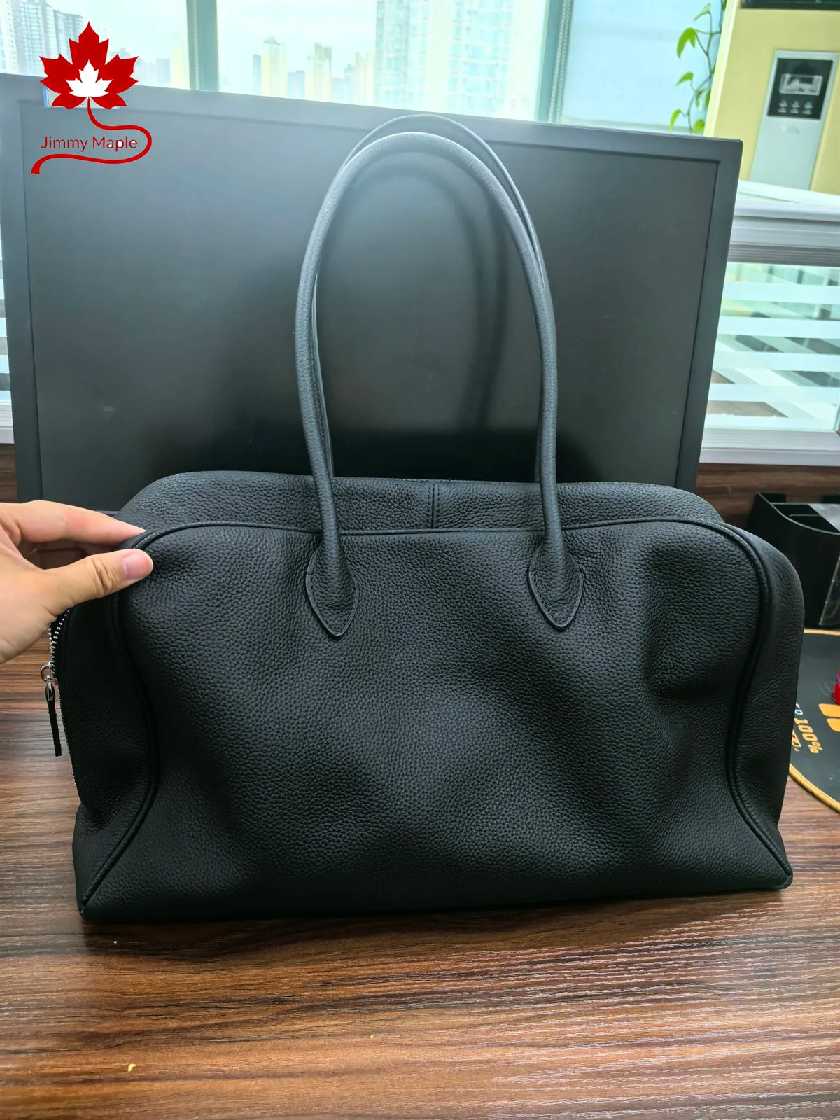 Valentina Ora Large tote in Ebony, back view