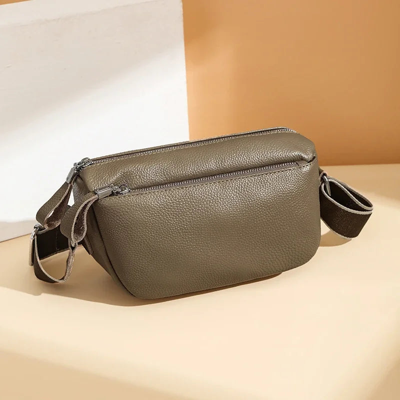 Valentina Vela tote in Khaki