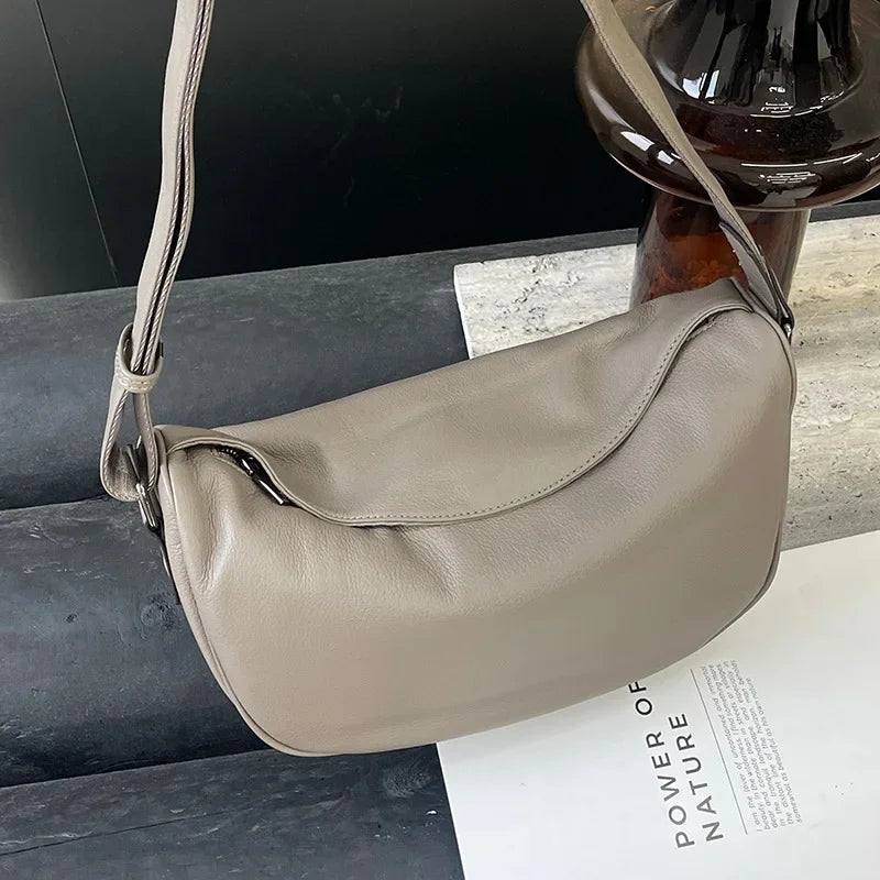 Valentina Zona saddle bag in Grey