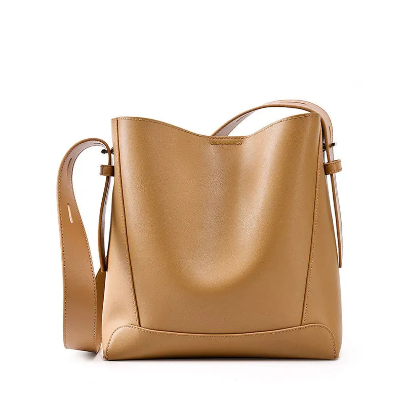 Valentina Calce bucket bag in Camel