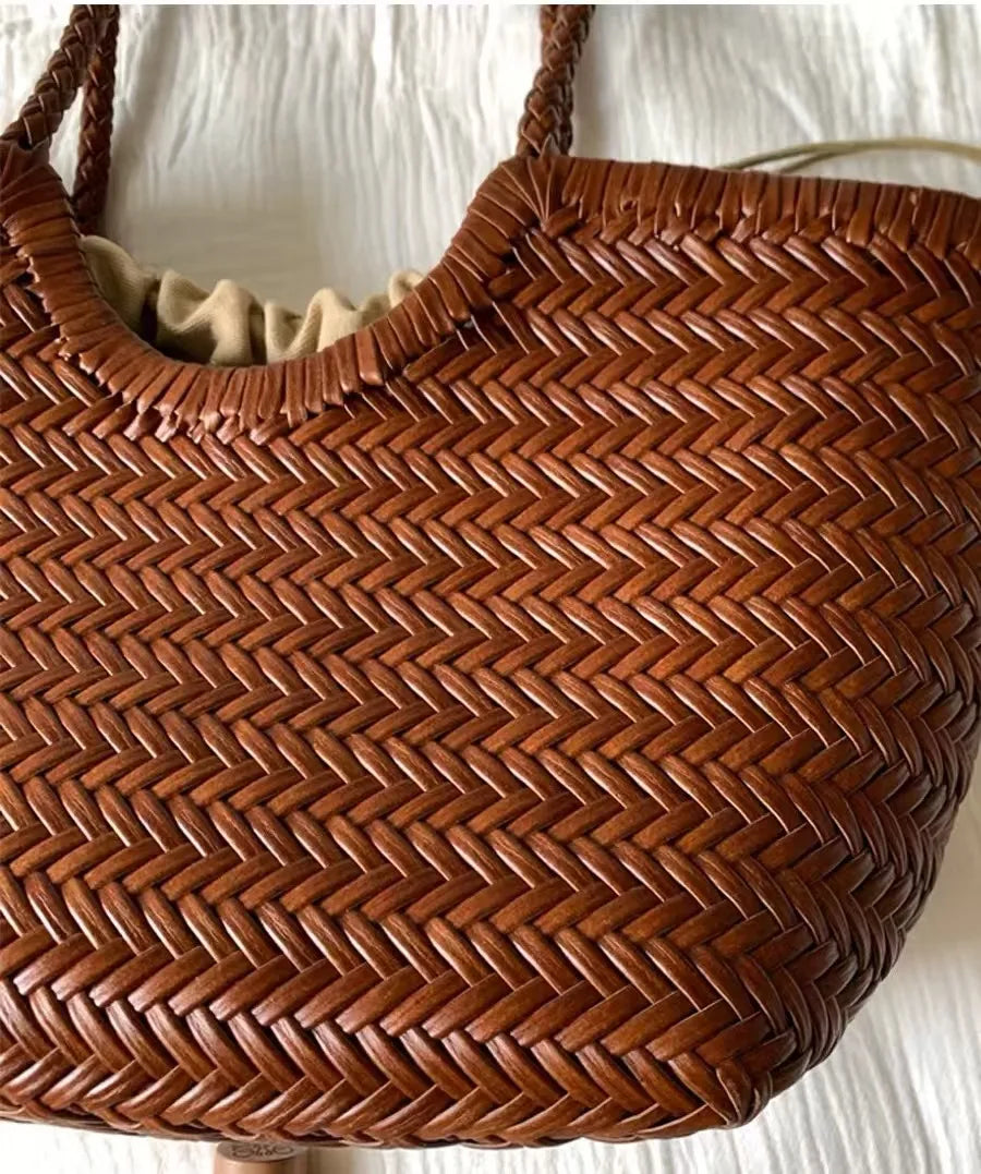 Valentina Alghero tote in Brown, worn