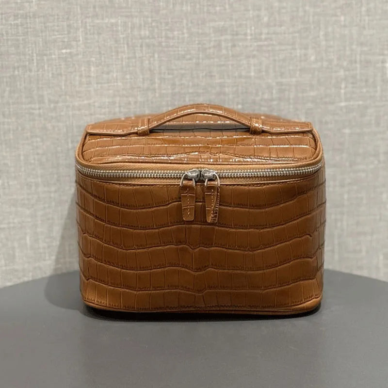 Valentina Bellagio vanity case in Brown