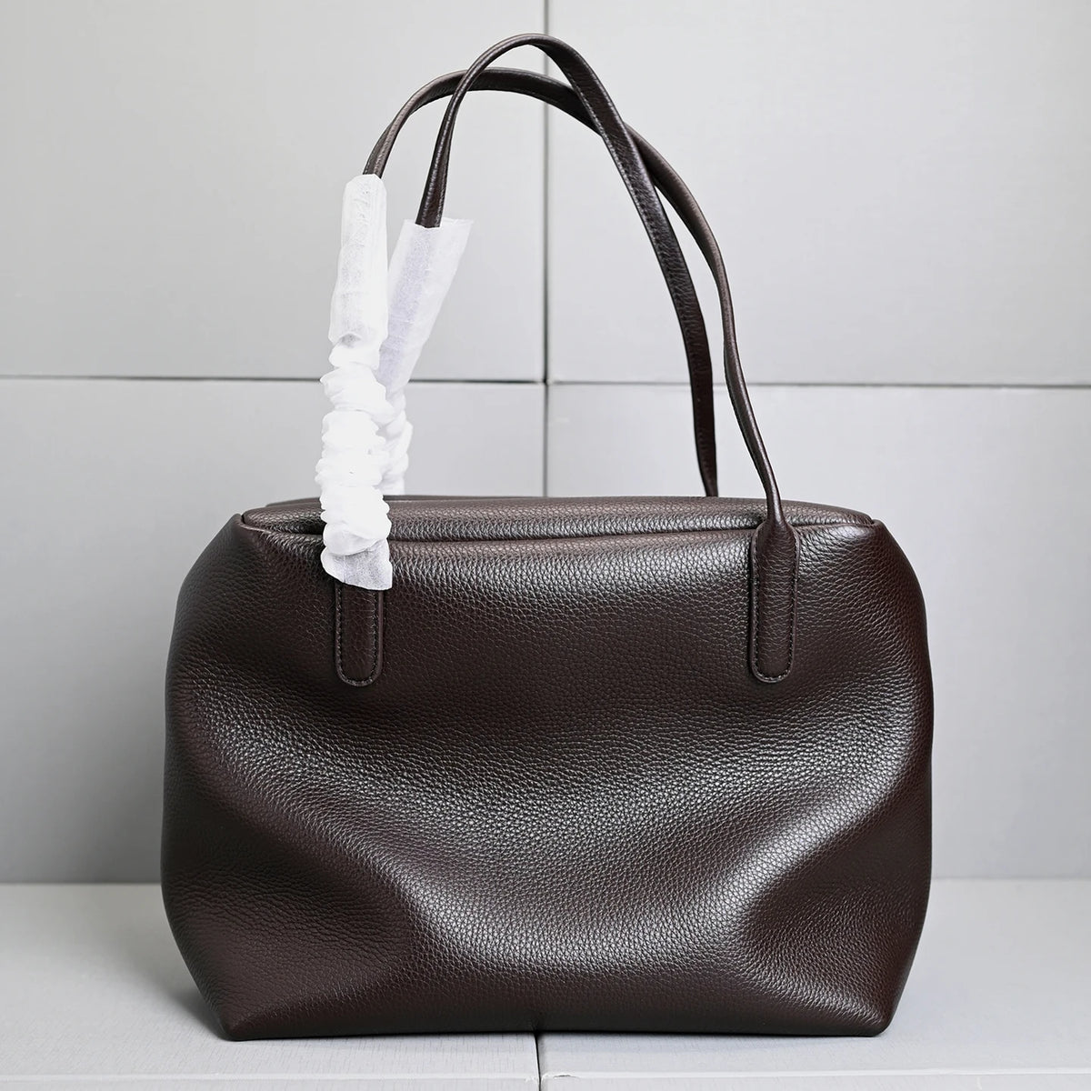 Valentina Pavia bowling bag in Coffee