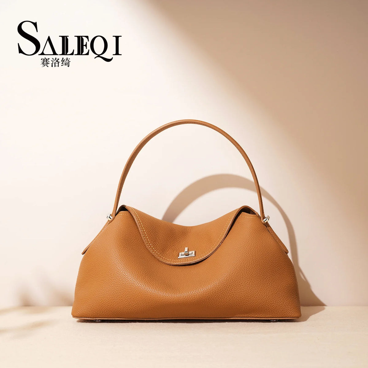 Valentina Sera crossbody bag in Grey, worn