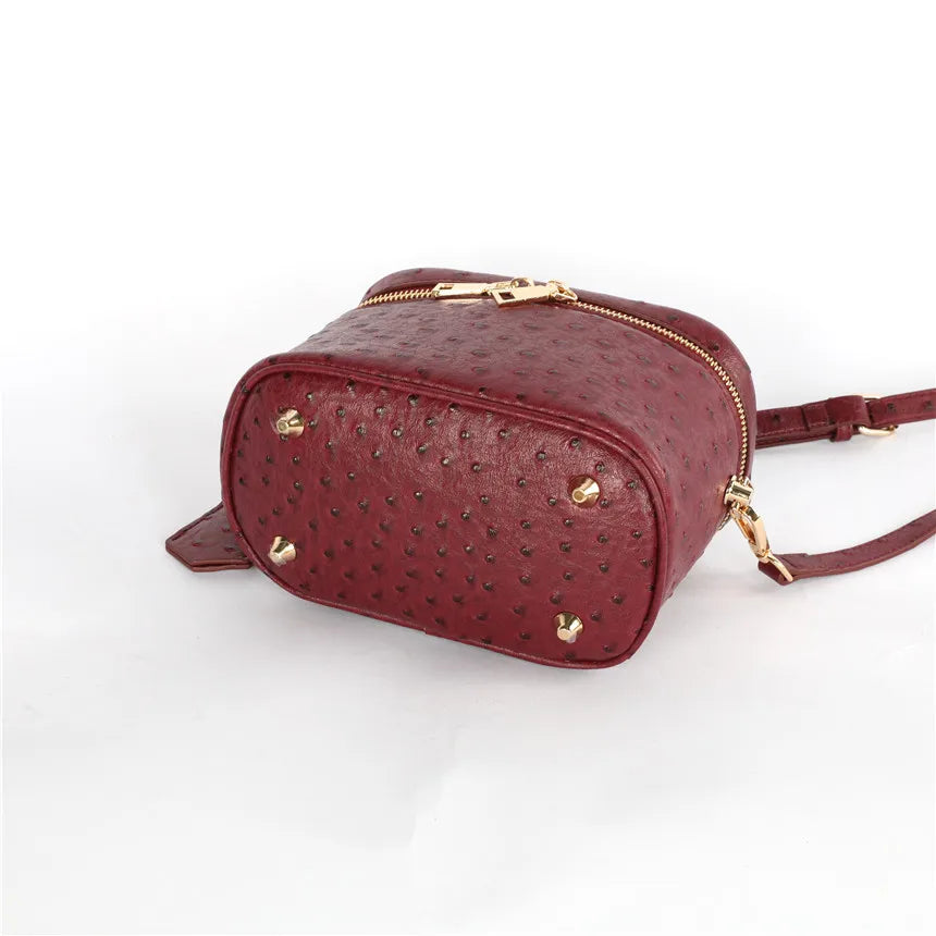 Valentina Brindisi vanity case in Velvet Green, interior