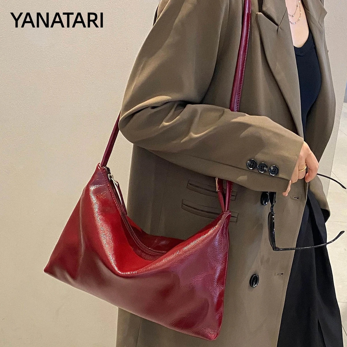 Valentina Lana crossbody bag in Coffee, front view