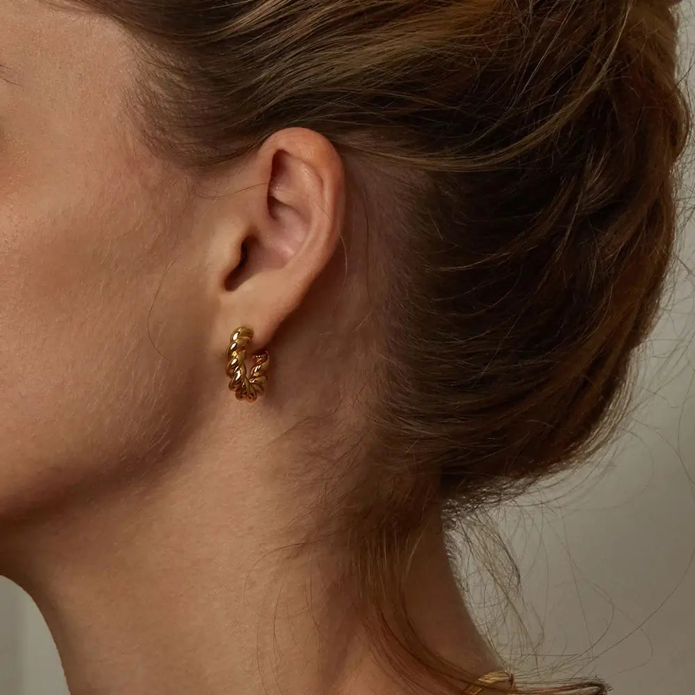 Spiral Hoop Earrings gold