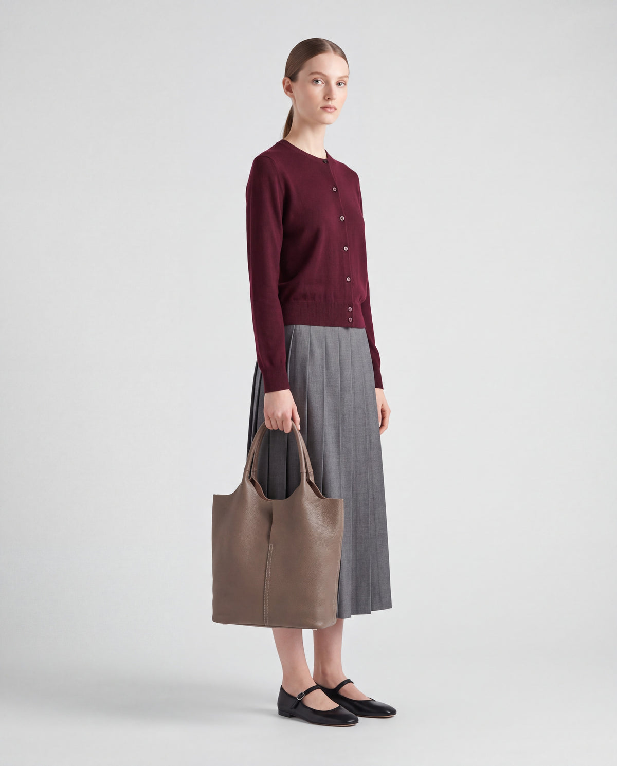 Arco bag in Taupe – worn by model, full length
