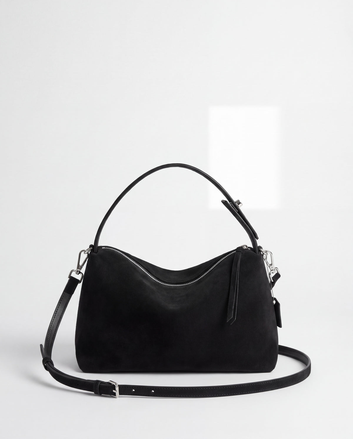 Calma bag in Black – front view