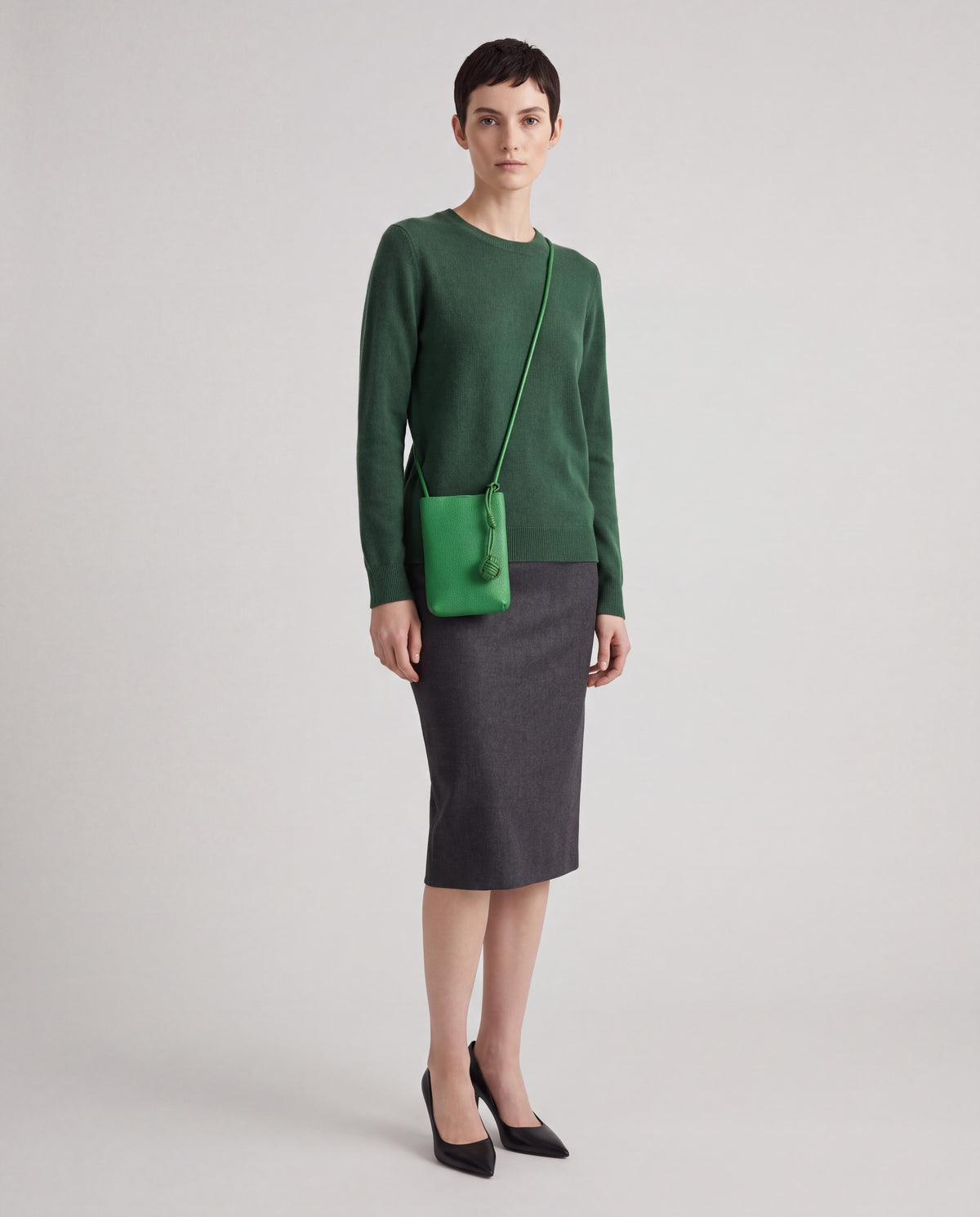 Cara bag in Green – worn by model, full length