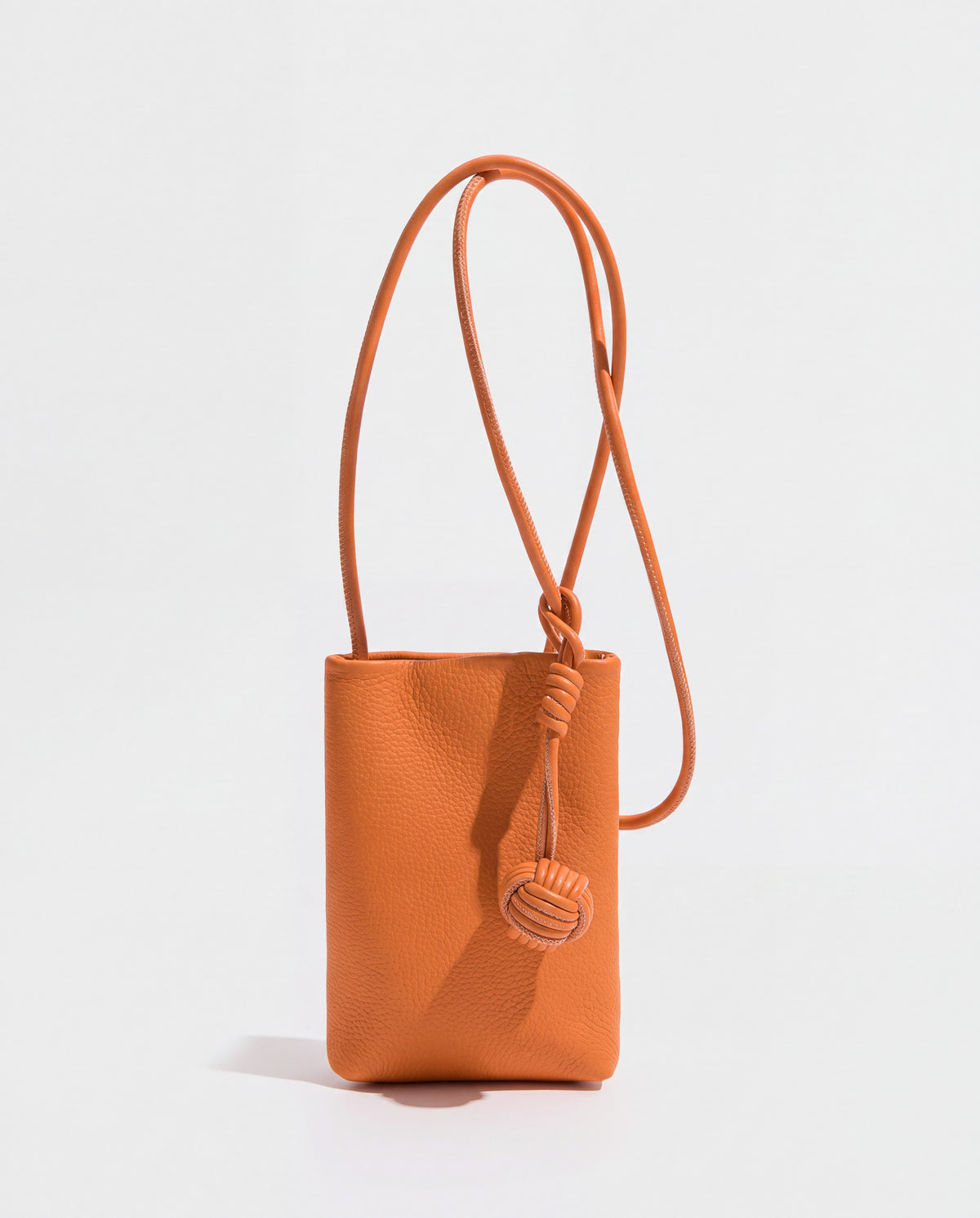 Cara bag in Orange – front view