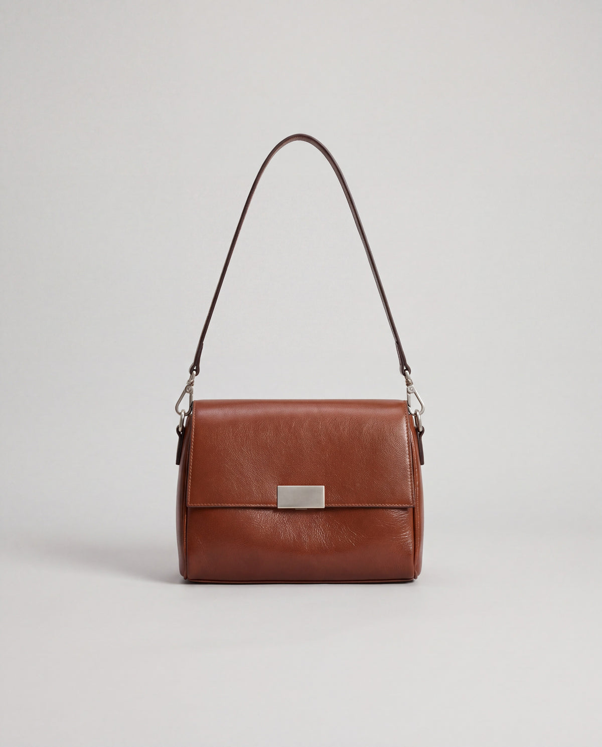 Cedro bag in Brown – front view