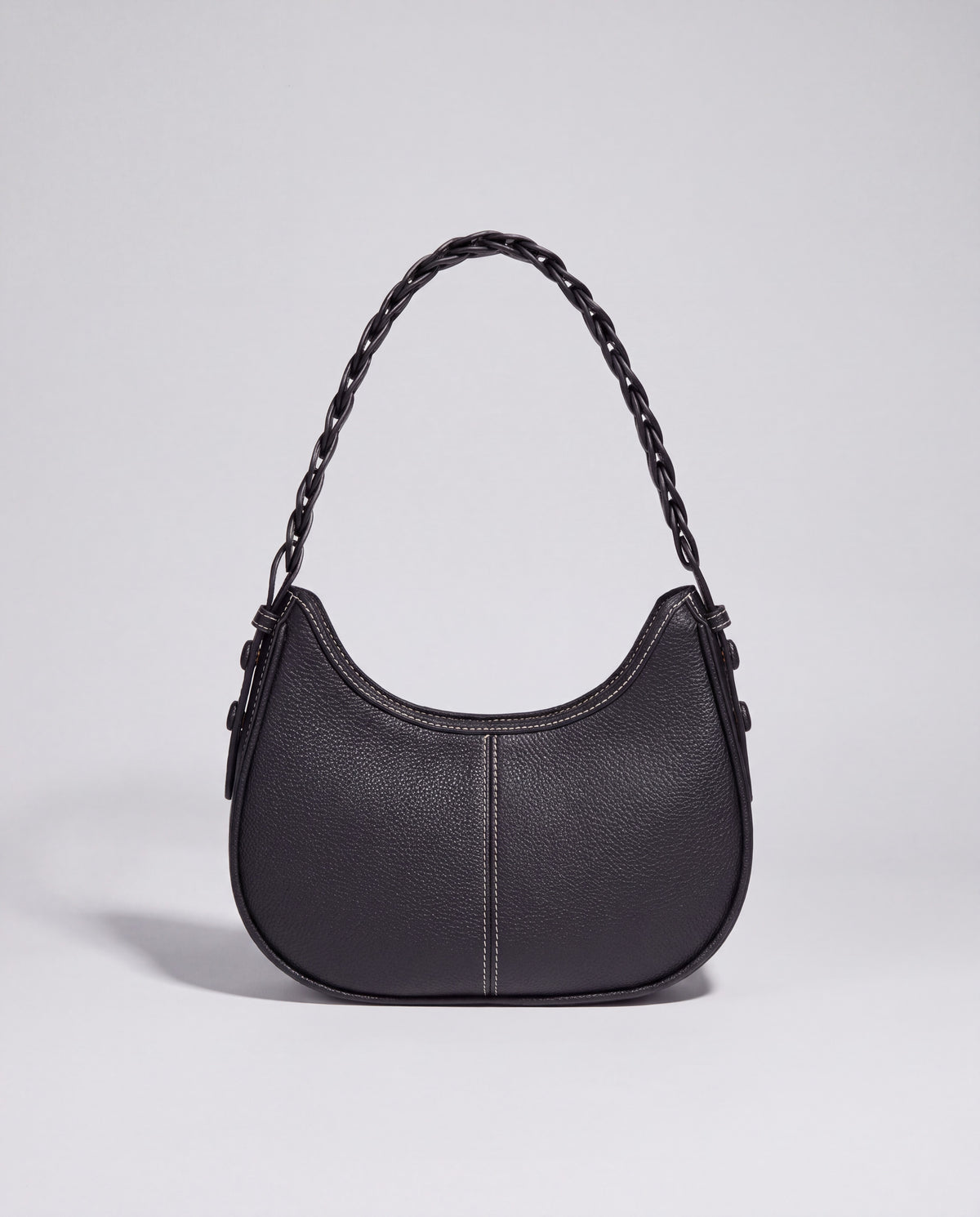 Everyday Shoulder Bag in Black – front view