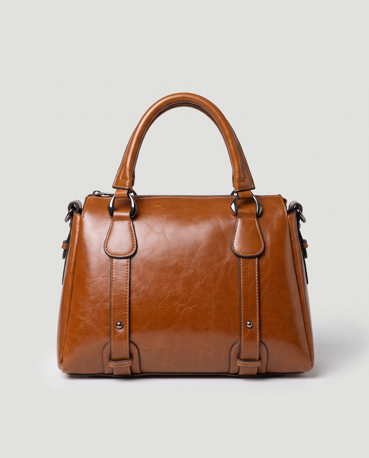Harlow leather handbag in Brown – front view