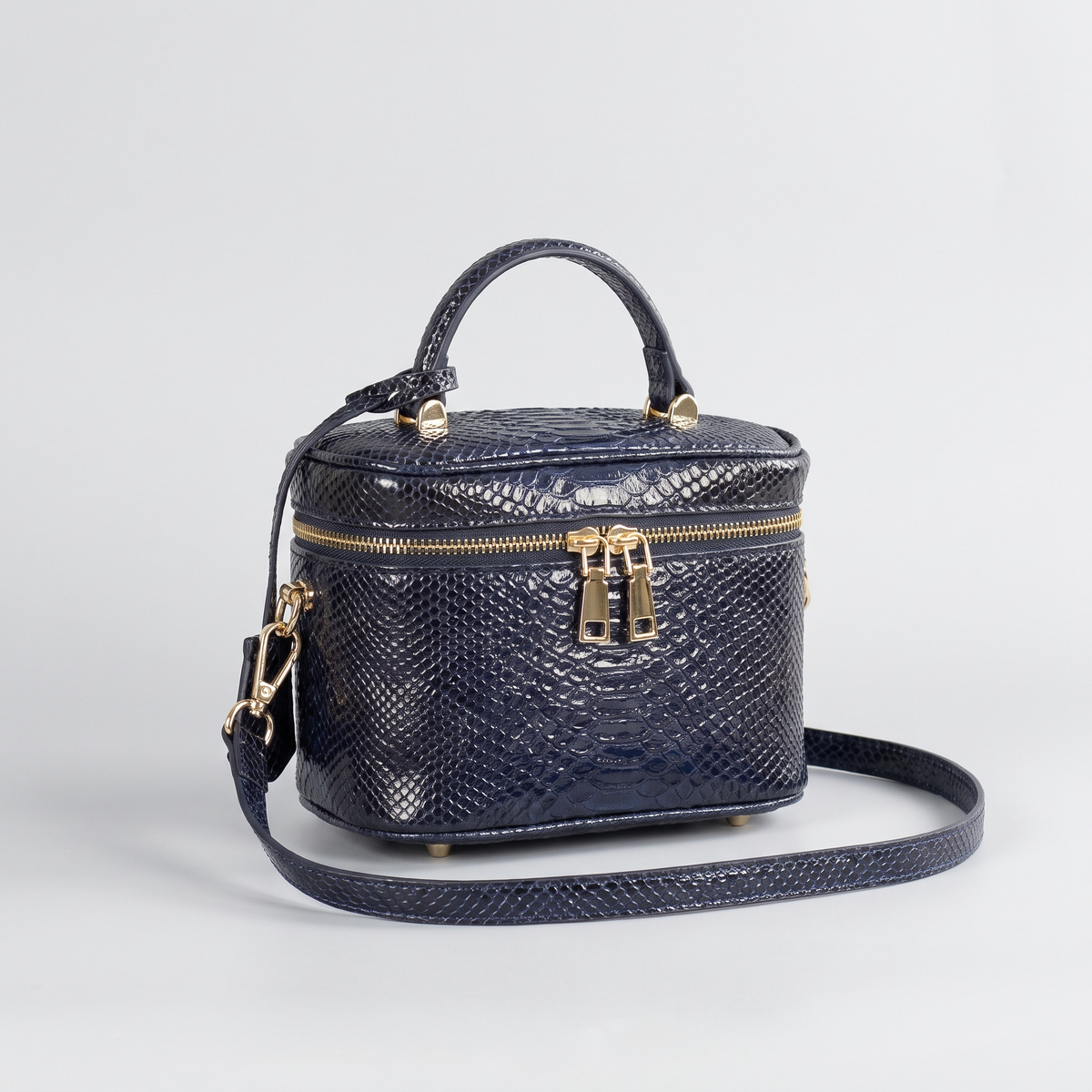 Brindisi in Navy