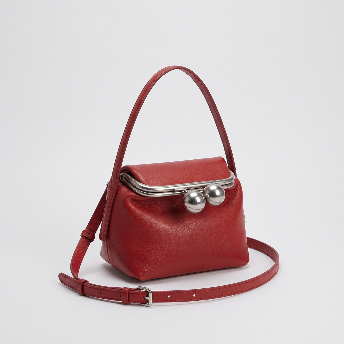 Garda in Red