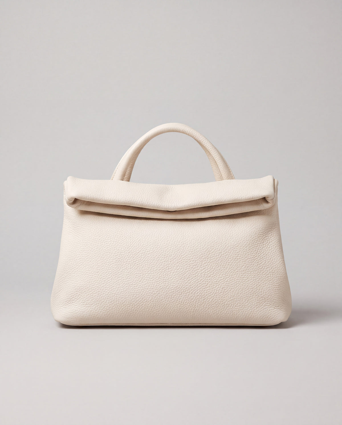 Lido bag in Ivory – front view