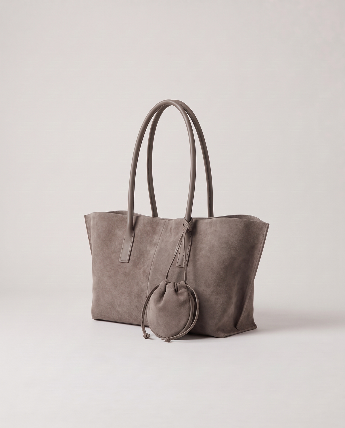 Noce tote in grey, three-quarter view