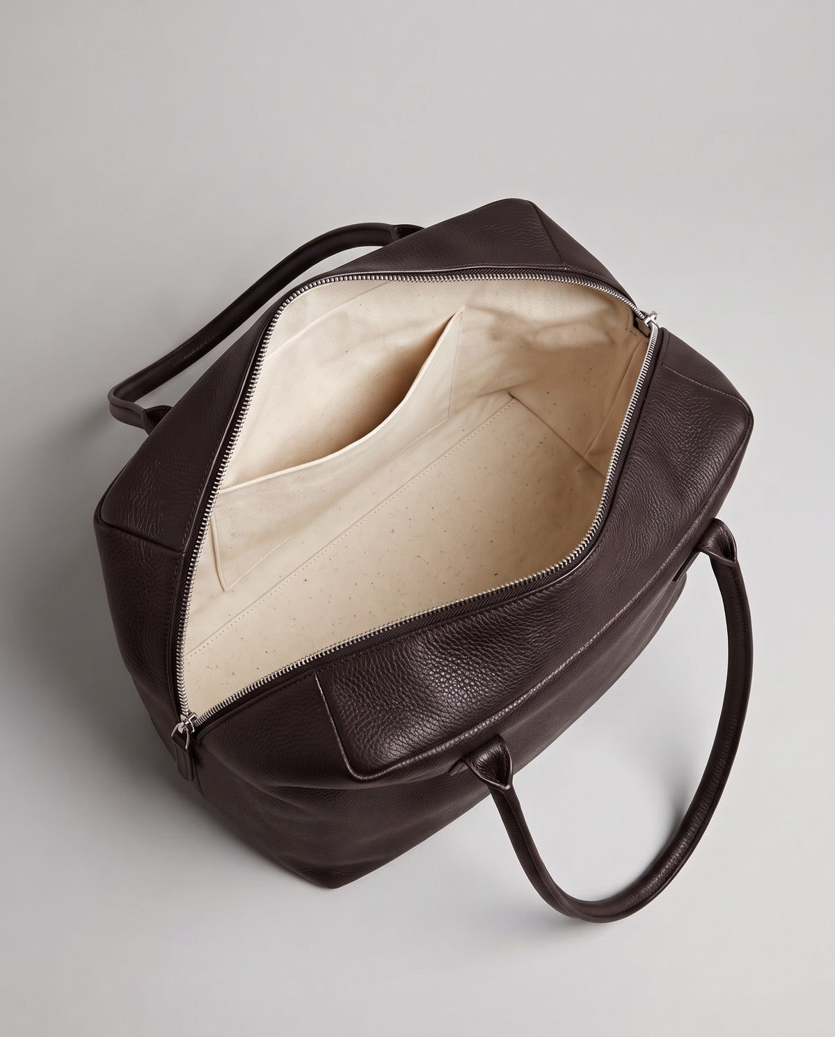 Pavia leather tote in Chocolate – inside view