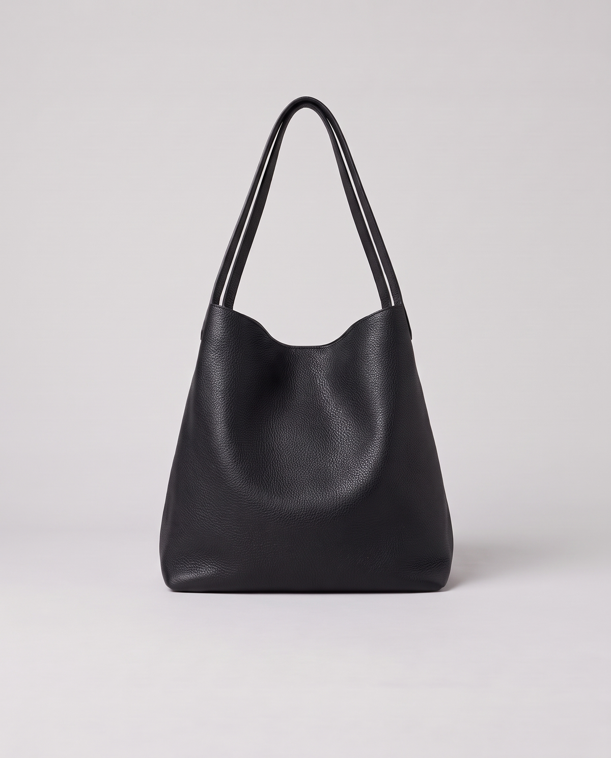 Valentina Tela Large bag in Black, front view