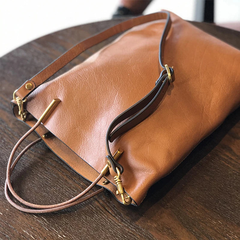 Valentina Verona top-handle bag in Coffee, interior