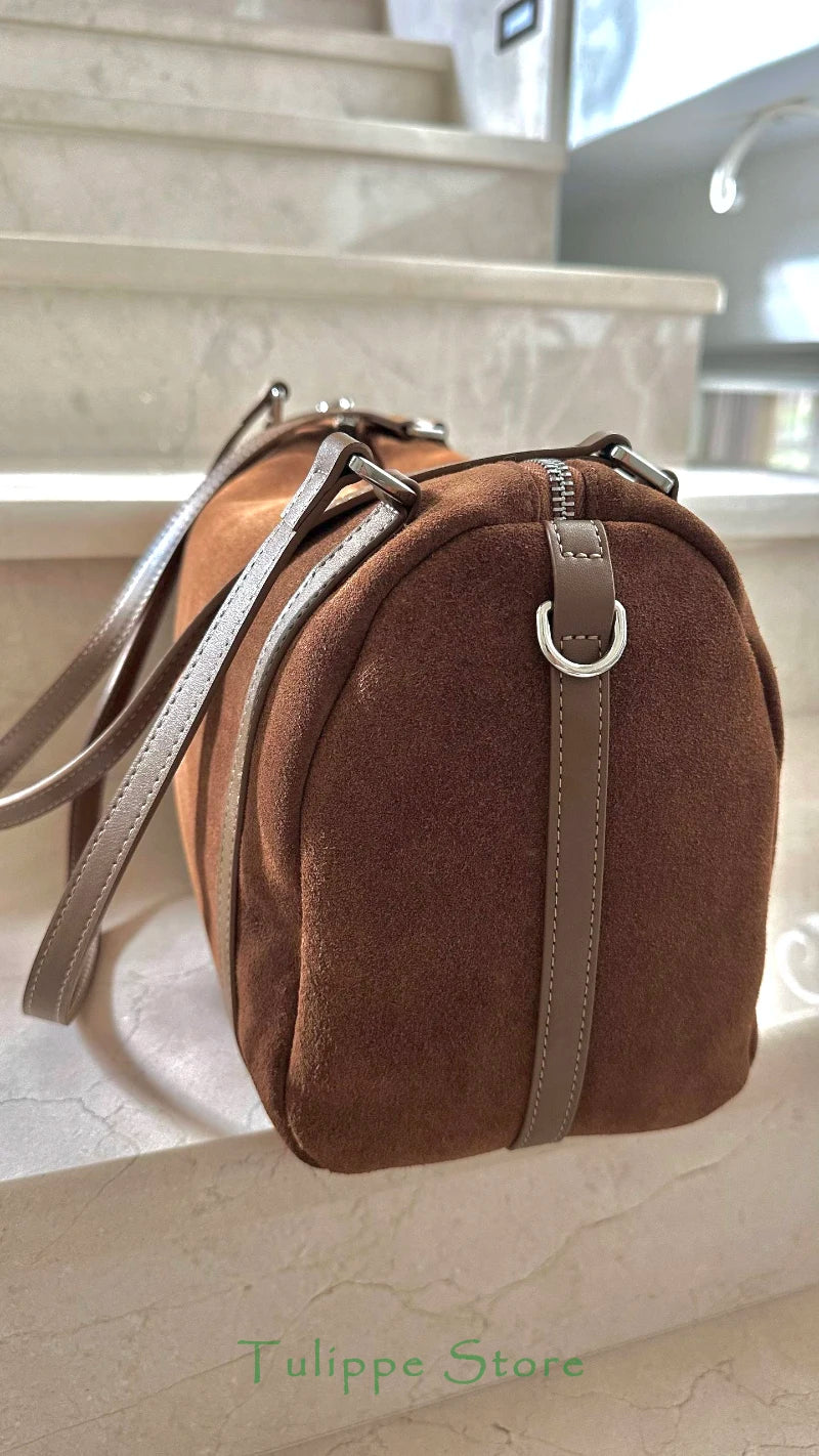 Valentina Vita tote in Grey, side view