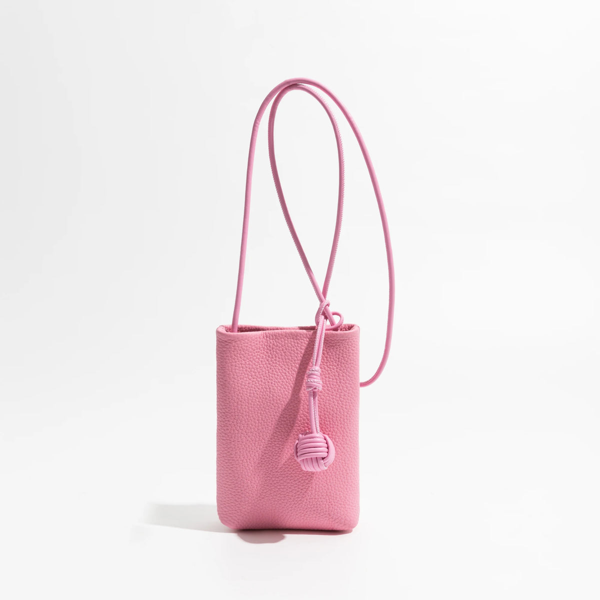 Valentina Cara pouch in Coral