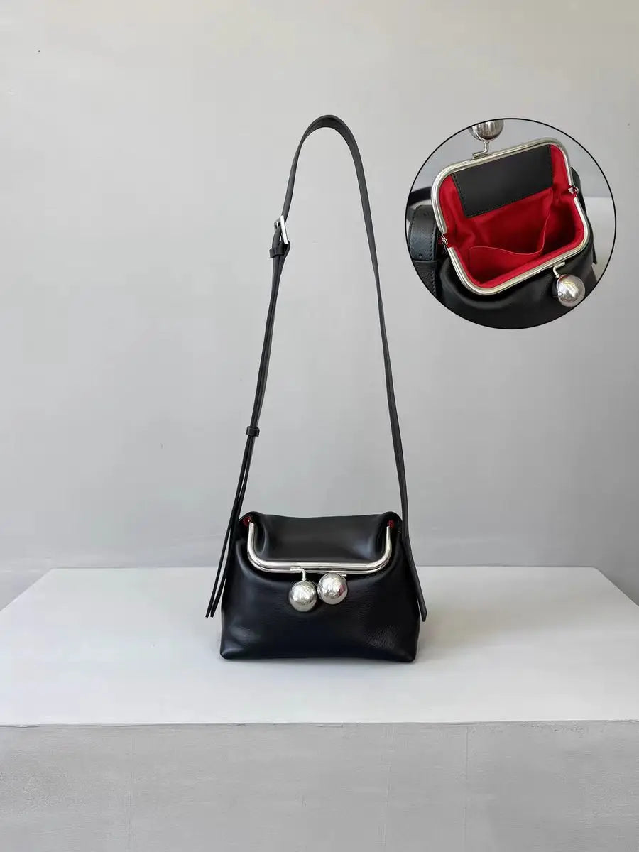 Valentina Garda shoulder bag in Black