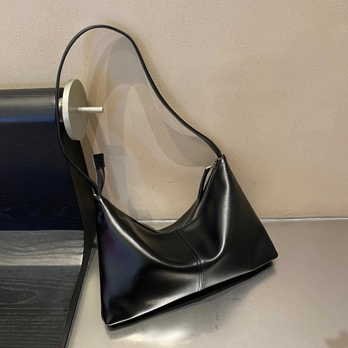 Valentina Lana crossbody bag in Black