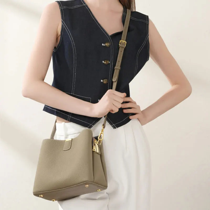 Valentina Pepe crossbody bag in Beige, worn