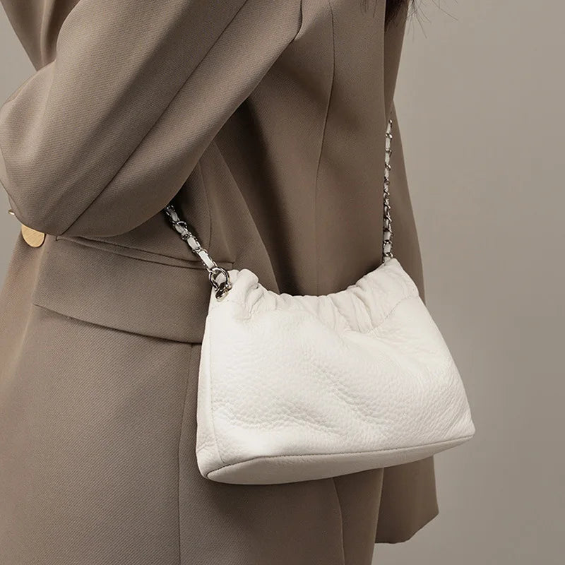 Valentina Giro shoulder bag in Grey, interior