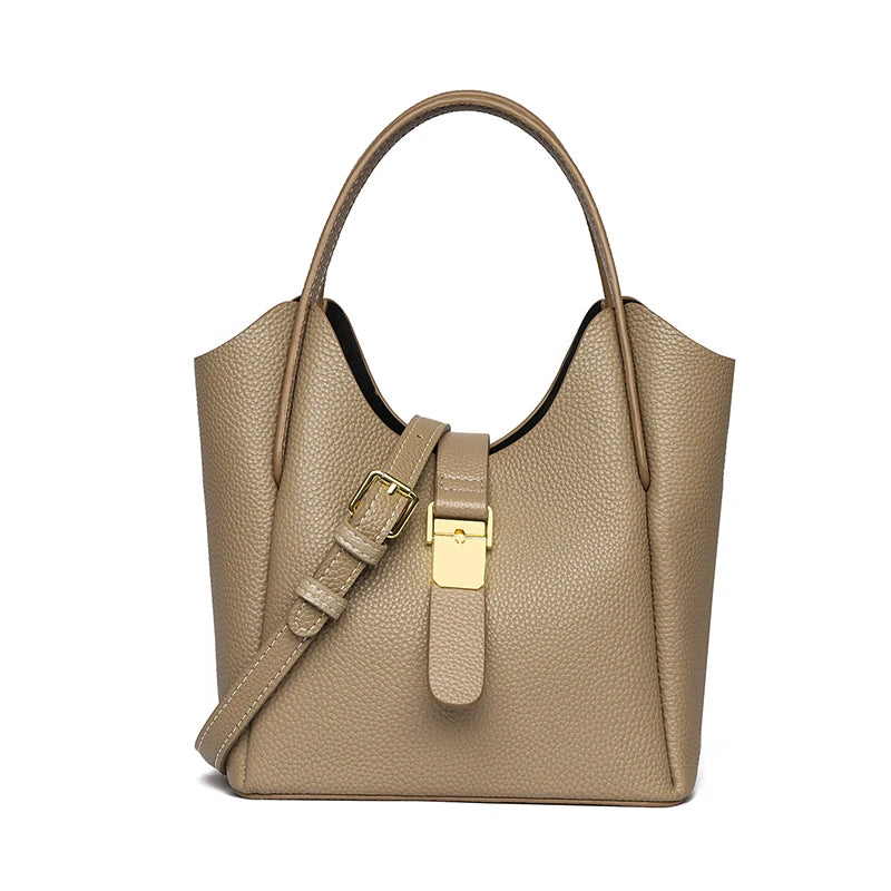 Valentina Muschio tote in Khaki