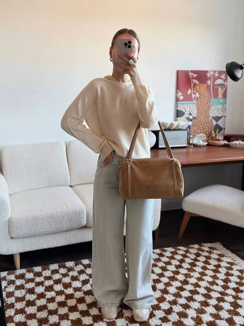Valentina Vita tote in Grey, back view