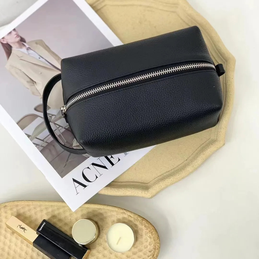 Valentina Sole shoulder bag in Black