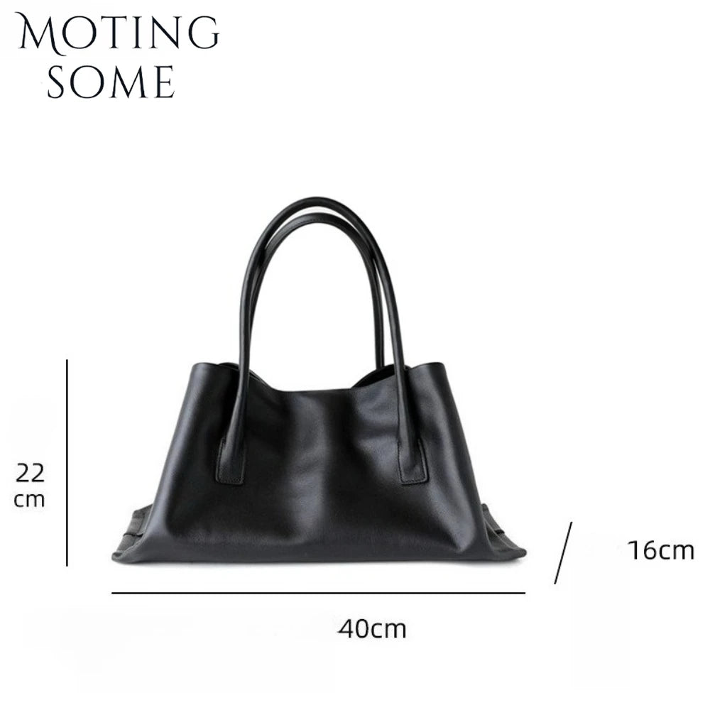 Valentina Piano tote in Beige, worn