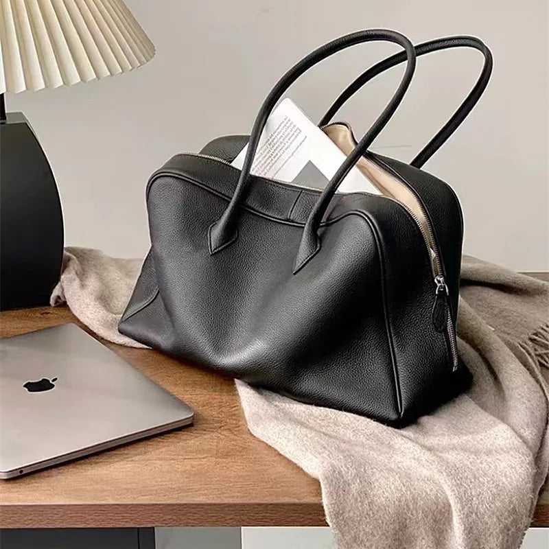 Valentina Pillow leather pillow shoulder bag in Black