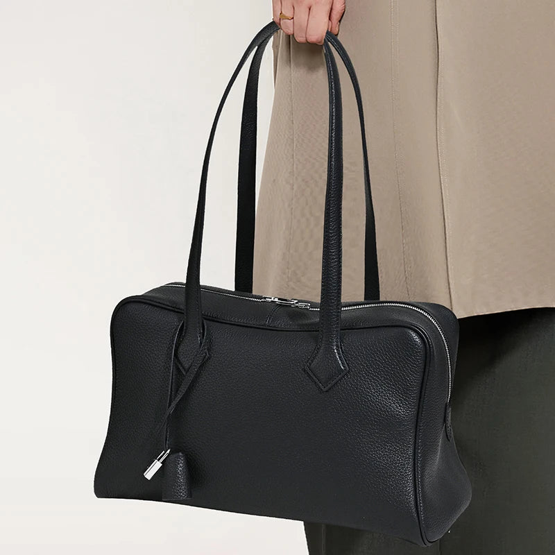 Valentina Rosa Small tote in White, front view