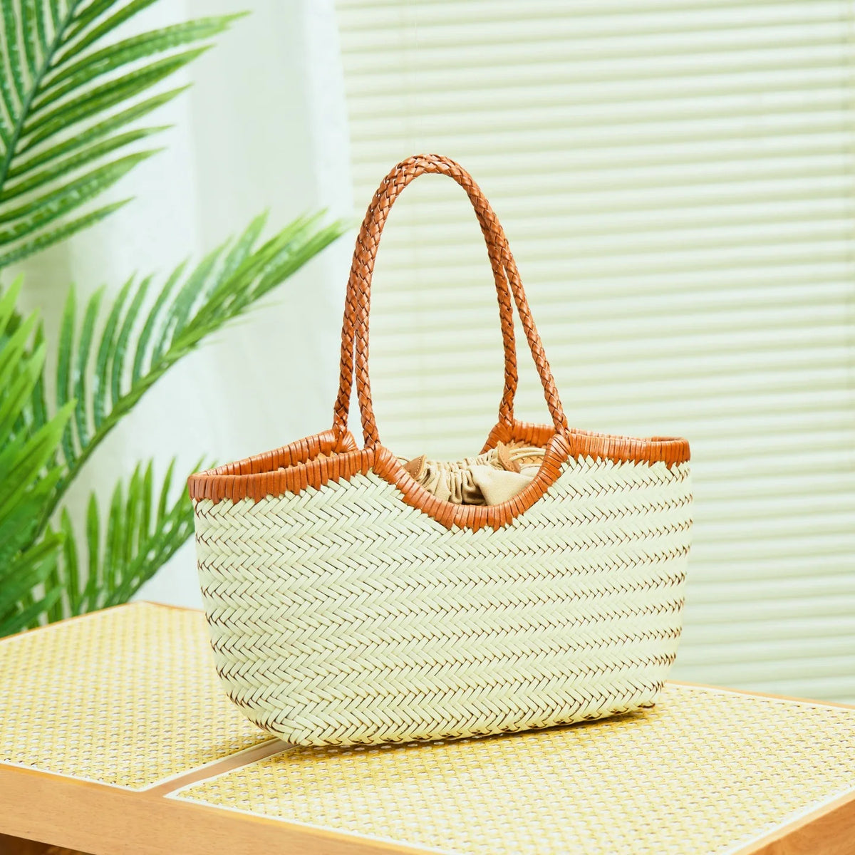 Valentina Matera Small tote in Chestnut