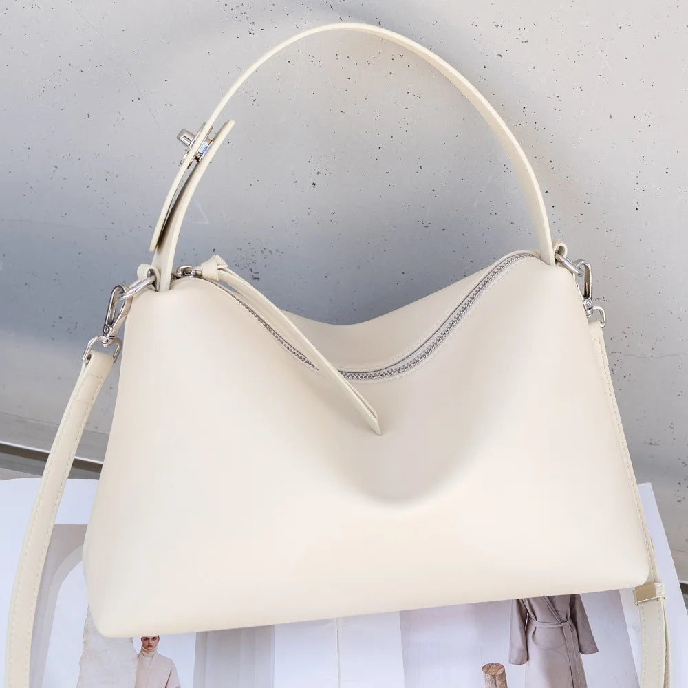 Valentina Calma tote in Beige