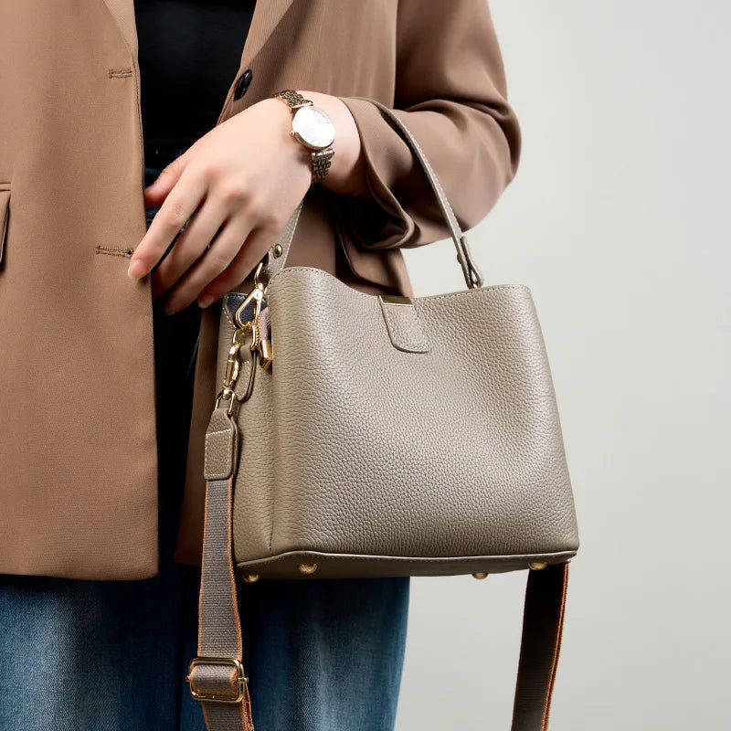 Valentina Pepe crossbody bag in Beige, front view