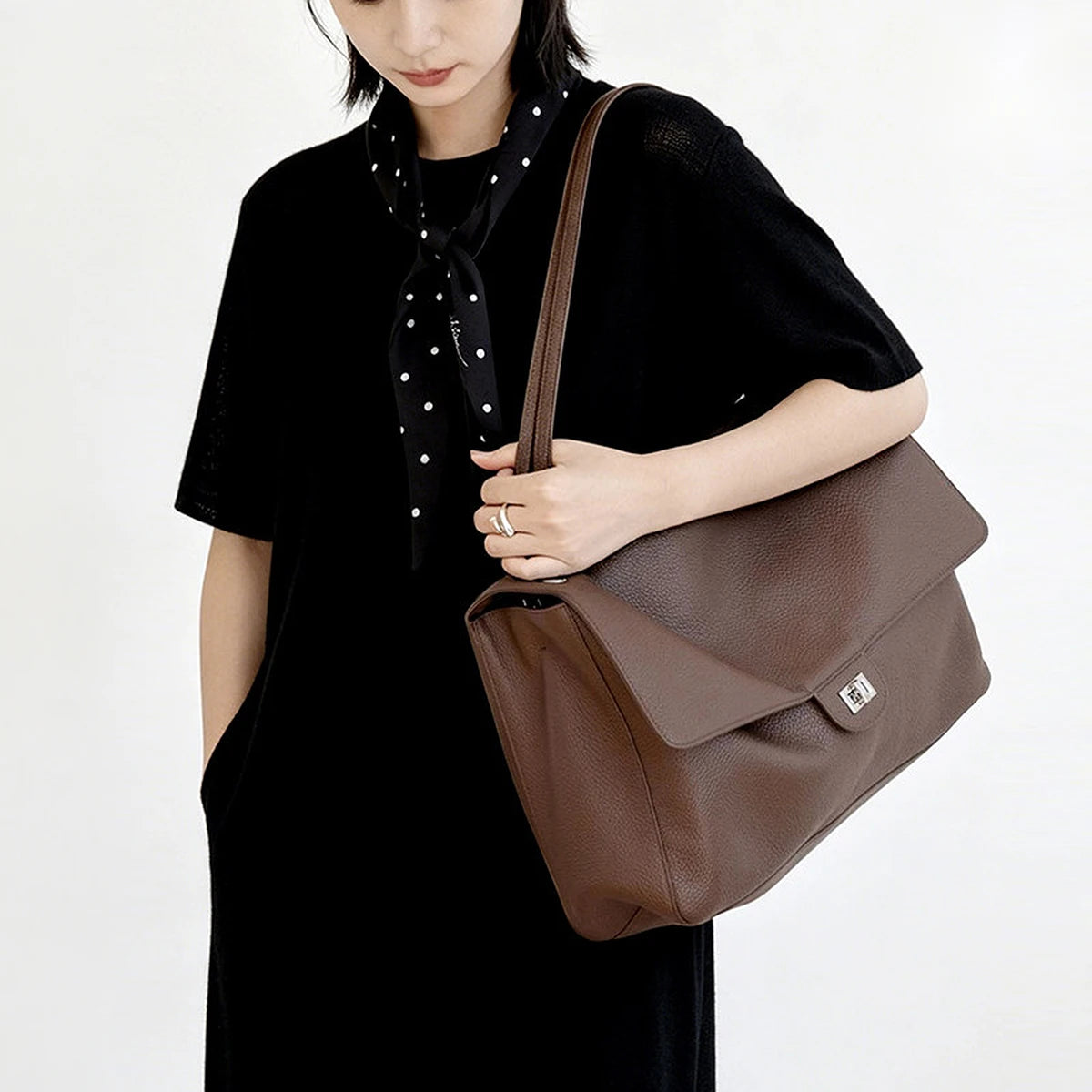 Valentina Fiume Large tote in Taupe